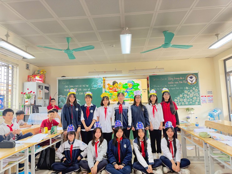 CHUYÊN ĐỀ ỨNG DỤNG CNTT VÀ TRÍ TUỆ NHÂN TẠO (AI) VÀO DẠY HỌC MÔN ĐỊA LÍ LỚP 9 TẠI TRƯỜNG THCS HOÀNG VĂN THỤ- Ảnh 1.