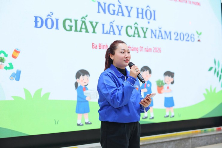 TUỔI TRẺ BA ĐÌNH: 3.286 KG GIẤY ĐƯỢC ĐỔI TẠI NGÀY HỘI “ĐỔI GIẤY LẤY CÂY” NĂM 2026- Ảnh 2.