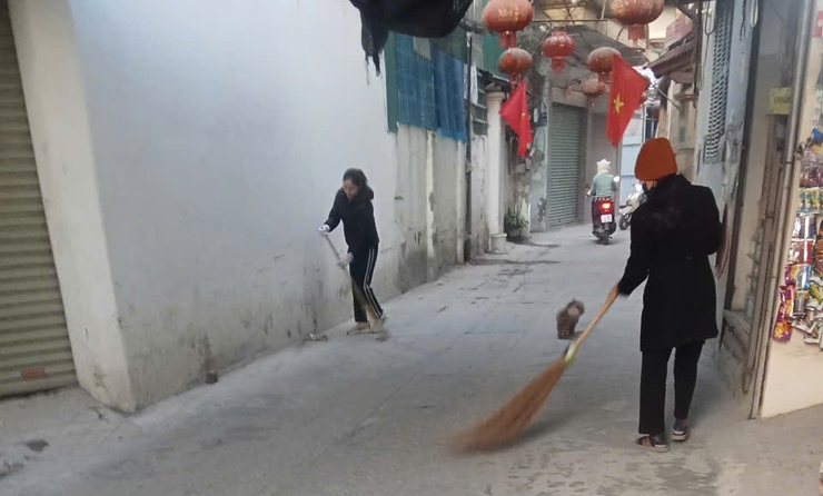 Phường Phú Lương: Giữ gìn “Sáng – Xanh – Sạch – Đẹp” trở thành việc làm thường xuyên của các tổ dân phố- Ảnh 2.