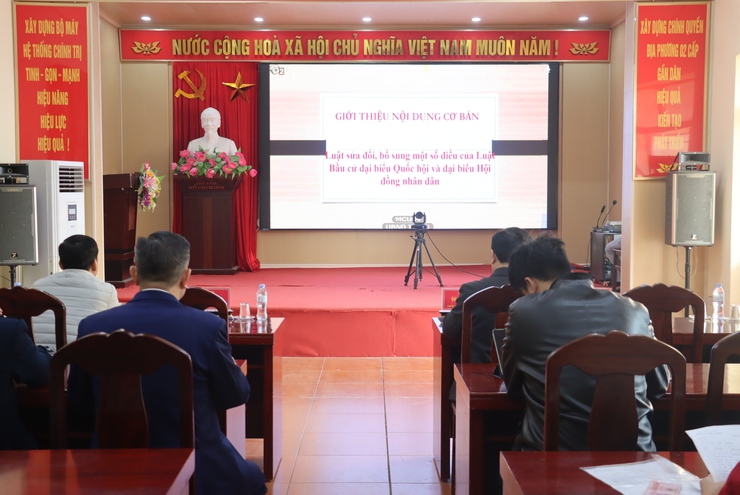 Lan tỏa tinh thần pháp luật, quyết tâm để ngày bầu cử thực sự là ngày hội non sông- Ảnh 1.