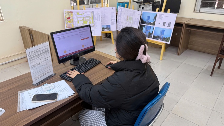 Phường Nghĩa Đô tăng cường công khai, minh bạch và tương tác hai chiều với nhân dân.- Ảnh 2.