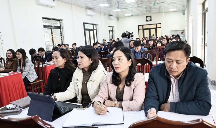 ĐẢNG ỦY XÃ HÒA XÁ TRIỂN KHAI NHIỆM VỤ CÔNG TÁC NĂM 2026; QUÁN TRIỆT QUY ĐỊNH PHÂN CẤP QUẢN LÝ CÁN BỘ- Ảnh 8.