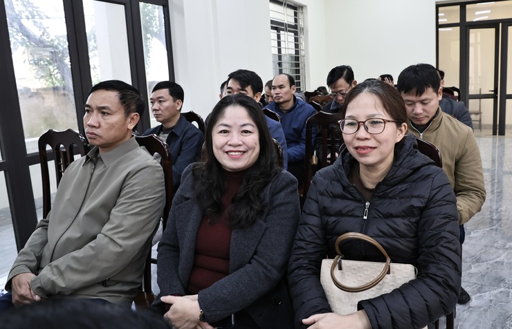 ĐẢNG ỦY XÃ HÒA XÁ TRIỂN KHAI NHIỆM VỤ CÔNG TÁC NĂM 2026; QUÁN TRIỆT QUY ĐỊNH PHÂN CẤP QUẢN LÝ CÁN BỘ- Ảnh 7.