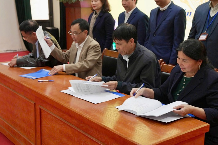 Hội nghị triển khai Kế hoạch Tổng kết hoạt động Thôn năm 2025 kết hợp Hội nghị đại biểu Nhân dân bàn việc xây dựng đời sống văn hóa năm 2026 và triển khai một số nội dung trước trong sau Tết nguyên Đán Bính Ngọ 2026- Ảnh 11.