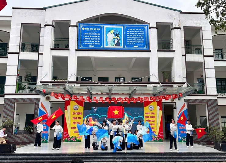 ĐOÀN TNCS HỒ CHÍ MINH – HỘI ĐỒNG ĐỘI XÃ SÓC SƠN TỔ CHỨC NGÀY HỘI "XE ĐẠP GIÚP BẠN ĐẾN TRƯỜNG" NĂM HỌC 2025 – 2026- Ảnh 5.