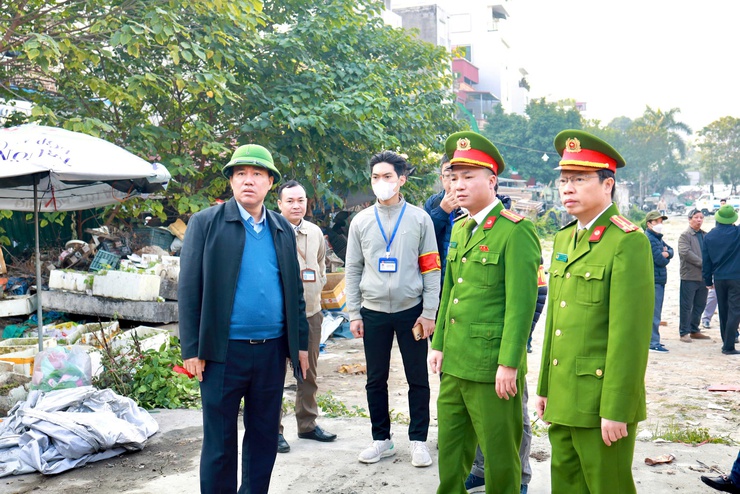 Phường Xuân Đỉnh: Triển khai thu dọn mặt bằng, bảo vệ đất sạch phục vụ Dự án đường số 5 Tây Hồ Tây- Ảnh 6.