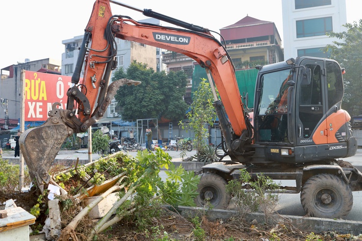 Phường Xuân Đỉnh: Triển khai thu dọn mặt bằng, bảo vệ đất sạch phục vụ Dự án đường số 5 Tây Hồ Tây- Ảnh 9.