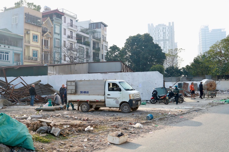 Phường Xuân Đỉnh: Triển khai thu dọn mặt bằng, bảo vệ đất sạch phục vụ Dự án đường số 5 Tây Hồ Tây- Ảnh 10.