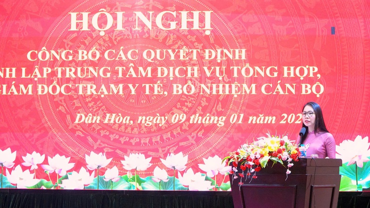  HỘI NGHỊ CÔNG BỐ CÁC QUYẾT ĐỊNH THÀNH LẬP TRUNG TÂM DỊCH VỤ TỔNG HỢP, BAN GIÁM ĐỐC TRẠM Y TẾ VÀ BỔ NHIỆM CÁN BỘ- Ảnh 8.