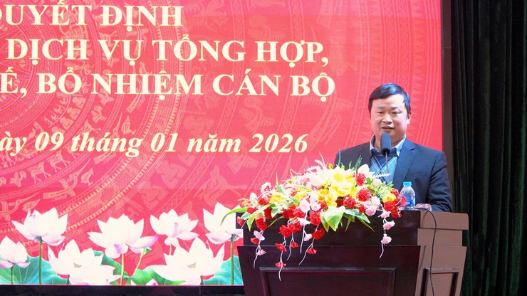  HỘI NGHỊ CÔNG BỐ CÁC QUYẾT ĐỊNH THÀNH LẬP TRUNG TÂM DỊCH VỤ TỔNG HỢP, BAN GIÁM ĐỐC TRẠM Y TẾ VÀ BỔ NHIỆM CÁN BỘ- Ảnh 7.