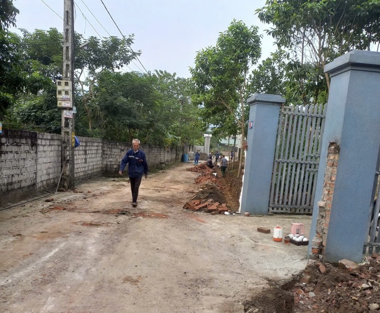 Suối Hai: "Dân vận khéo" trong vận động Nhân dân hiến đất mở đường, xây dựng công trình phúc lợi- Ảnh 2.