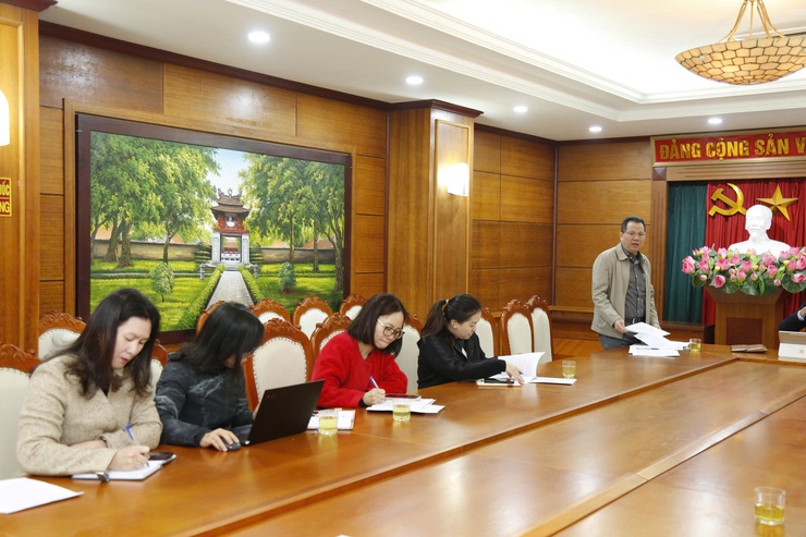 Phường Hà Đông triển khai kế hoạch bảo tồn và phát triển làng nghề dệt lụa Vạn Phúc- Ảnh 2.