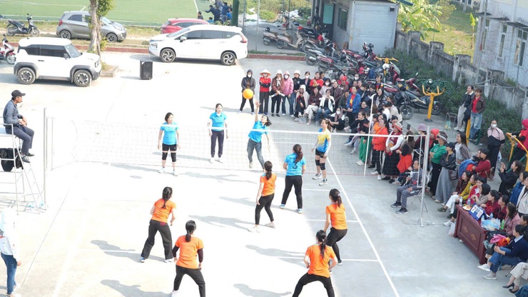 GIẢI THỂ THAO CHÀO XUÂN BÍNH NGỌ 2026 – SÂN CHƠI ĐOÀN KẾT CỦA CÁN BỘ, CÔNG CHỨC, VIÊN CHỨC XÃ PHƯỢNG DỰC- Ảnh 4.