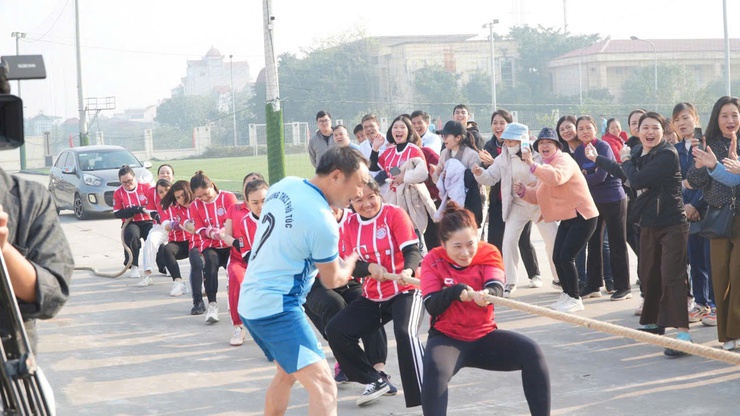 GIẢI THỂ THAO CHÀO XUÂN BÍNH NGỌ 2026 – SÂN CHƠI ĐOÀN KẾT CỦA CÁN BỘ, CÔNG CHỨC, VIÊN CHỨC XÃ PHƯỢNG DỰC- Ảnh 3.