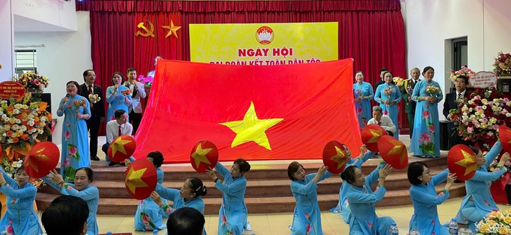 Chi bộ 4 (Nhật Tân) hoàn thành xuất sắc nhiệm vụ năm 2025- Ảnh 1.