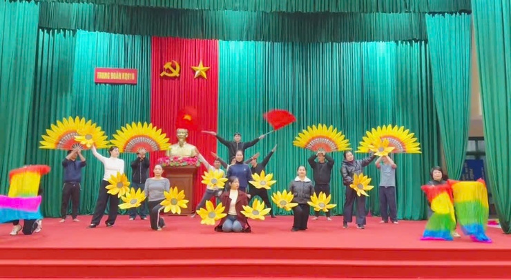 Hòa Lạc khẩn trương chuẩn bị chương trình nghệ thuật “Hòa Lạc cất cánh”- Ảnh 1.