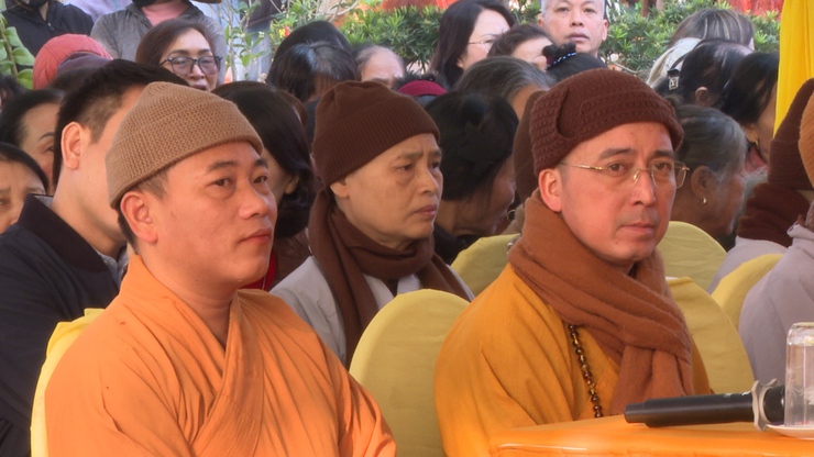 Trang trọng Đại lễ khánh thành Đại Hùng Bảo điện và đúc Đại Hồng Chung chùa Thái Ân thôn Bùi Xá- Ảnh 3.