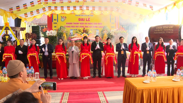 Trang trọng Đại lễ khánh thành Đại Hùng Bảo điện và đúc Đại Hồng Chung chùa Thái Ân thôn Bùi Xá- Ảnh 6.