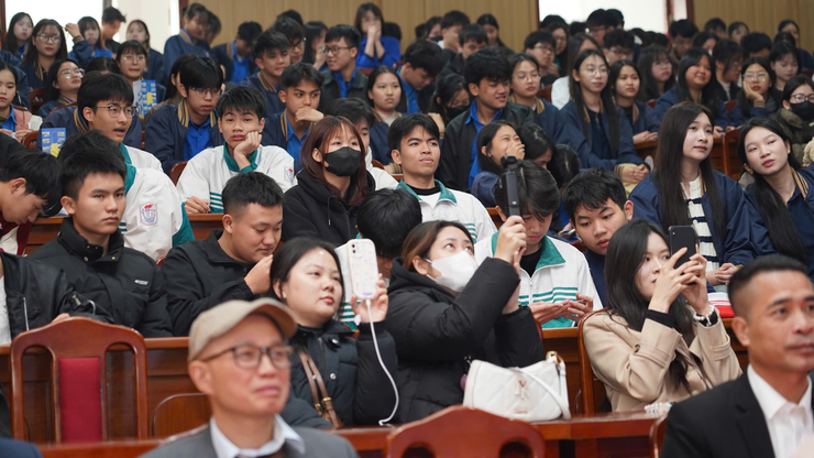 Ngày hội hướng nghiệp xã Yên Lãng năm 2026: Mở hướng đi nghề nghiệp mới cho thanh niên- Ảnh 14.