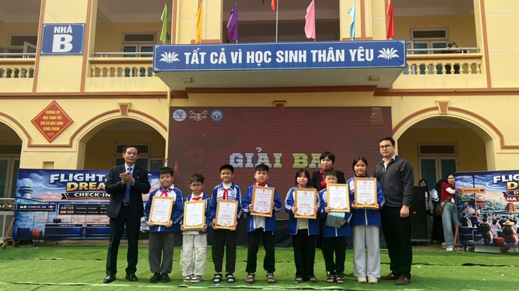 TRƯỜNG TIỂU HỌC PHÙNG XÁ B PHỐI HỢP HỆ THỐNG GIAO DỤC THEKEY TỔ CHỨC CHƯƠNG TRÌNH “RUNG CHUÔNG VÀNG”- Ảnh 7.