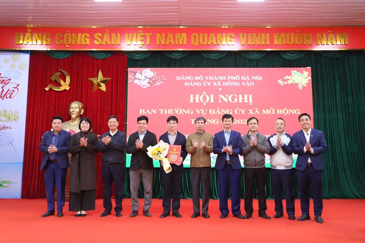 Đảng ủy xã Hồng Vân: Hội nghị Ban Thường vụ Đảng ủy xã mở rộng tháng 01/2026 cho ý kiến và quyết định nhiều nội dung quan trọng- Ảnh 3.