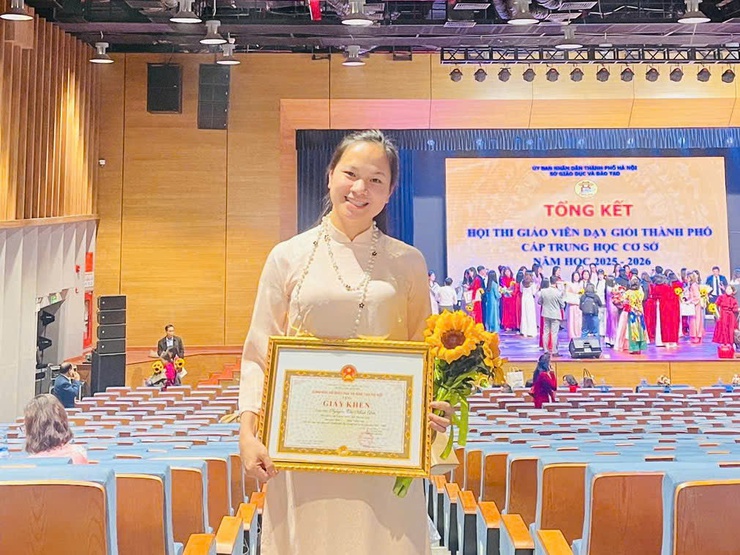 CÔ GIÁO NGUYỄN THỊ MINH ĐỨC – TRƯỜNG THCS BẮC SƠN ĐẠT GIẢI NHÌ HỘI THI GIÁO VIÊN DẠY GIỎI CẤP THÀNH PHỐ NĂM 2025- Ảnh 1.