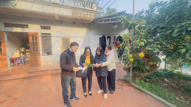 Các tổ chức chính trị – xã hội xã Phúc Lộc tổ chức kiểm tra các tổ vay vốn và hộ vay vốn từ Ngân hàng Chính sách xã hội- Ảnh 4.