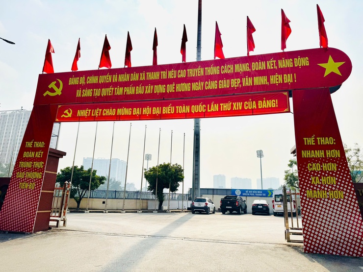 Thanh Trì rực rỡ cờ hoa chào mừng Đại hội lần thứ XIV của Đảng - Ảnh 8.