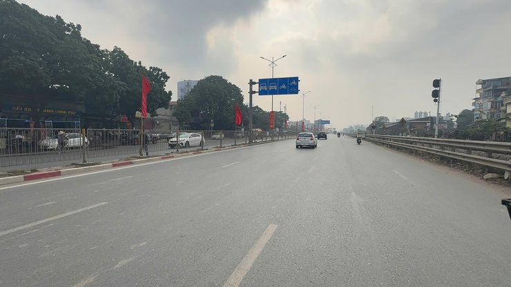 Thanh Trì rực rỡ cờ hoa chào mừng Đại hội lần thứ XIV của Đảng - Ảnh 11.