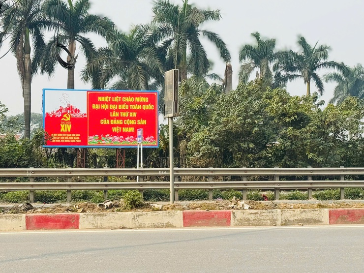 Thanh Trì rực rỡ cờ hoa chào mừng Đại hội lần thứ XIV của Đảng - Ảnh 12.