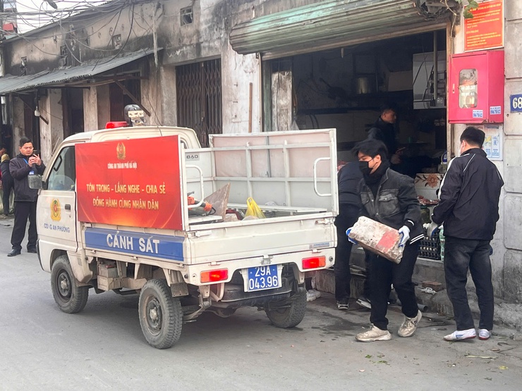 PHƯỜNG LĨNH NAM HOÀN THÀNH GIẢI TỎA 3 CHỢ CÓC, CHỢ TẠM – TỪNG BƯỚC LẬP LẠI TRẬT TỰ ĐÔ THỊ- Ảnh 3.