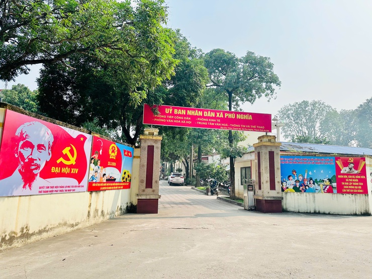 Phú Nghĩa trang hoàng chào mừng Đại hội Đảng lần thứ XIV- Ảnh 6.