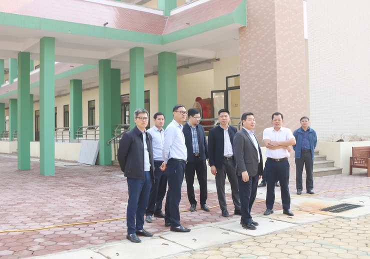 Bí thư Đảng ủy, Chủ tịch HĐND xã Quốc Oai Nguyễn Trường Sơn kiểm tra tiến độ các dự án trọng điểm trên địa bàn- Ảnh 18.