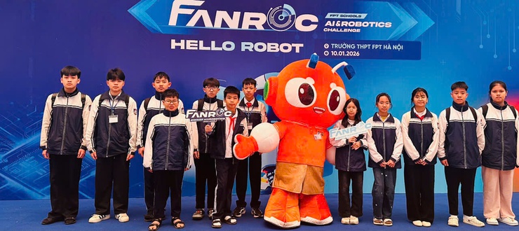 CLB ROBOTICS LÀNG HƯƠNG – THCS HƯƠNG NGẢI GHI DẤU ẤN TẠI FPT SCHOOLS AI & ROBOTICS CHALLENGE 2026- Ảnh 1.