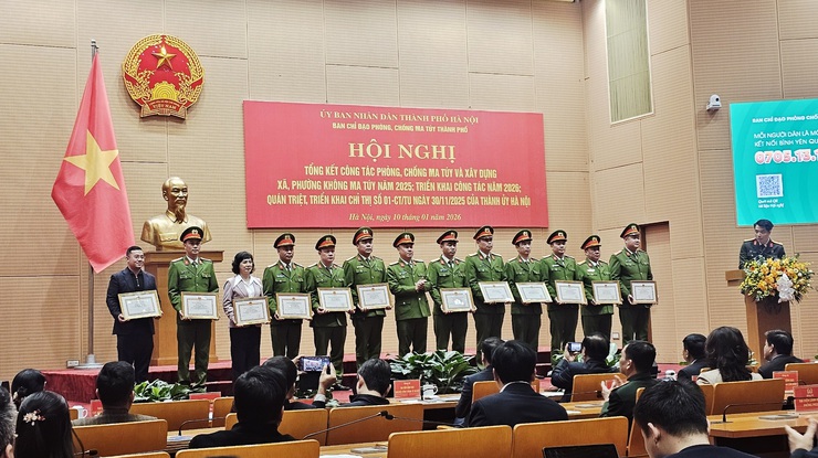 Xã Minh Châu nằm trong danh sách 26 xã, phường "không ma túy" của Hà Nội năm 2025- Ảnh 1.