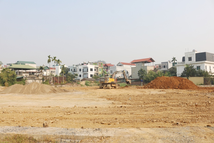 Bí thư Đảng ủy, Chủ tịch HĐND xã Quốc Oai Nguyễn Trường Sơn kiểm tra tiến độ các dự án trọng điểm trên địa bàn- Ảnh 28.