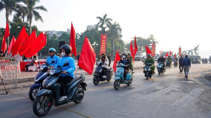 Siết chặt kỷ cương đô thị, vệ sinh môi trường và an toàn thực phẩm dịp Tết Bính Ngọ 2026 tại phường Tây Hồ- Ảnh 3.