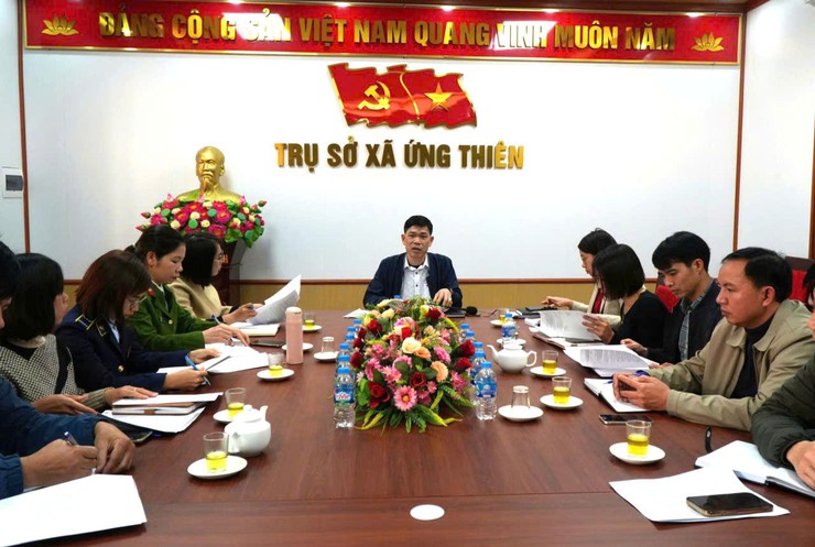 Xã Ứng Thiên tổ chức hội nghị thống nhất nội dung kiểm tra liên ngành về chống buôn lậu, gian lận thương mại và an toàn thực phẩm năm 2026- Ảnh 1.