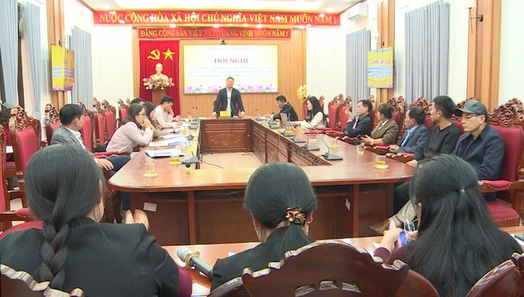 UBND xã Phúc Lộc tổ chức Hội nghị đánh giá hiệu quả triển khai Kế hoạch số 431 về phát triển thương mại điện tử và tổ chức bán hàng online năm 2025 trên địa bàn xã- Ảnh 8.