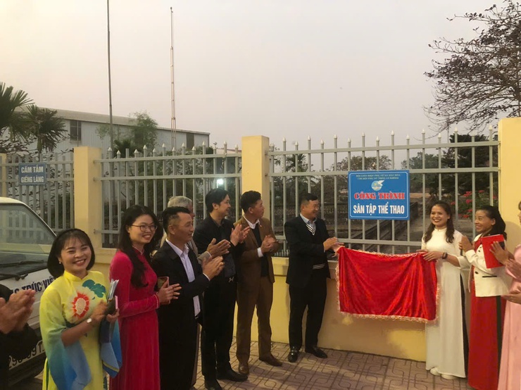 HỘI LHPN XÃ DÂN HÒA CÔNG BỐ QUYẾT ĐỊNH THÀNH LẬP CLB VĂN HÓA – VĂN NGHỆ – TDTT VÀ KHÁNH THÀNH CÔNG TRÌNH SÂN TẬP THỂ THAO CHI HỘI PHỤ NỮ THÔN AN KHOÁI - Ảnh 5.