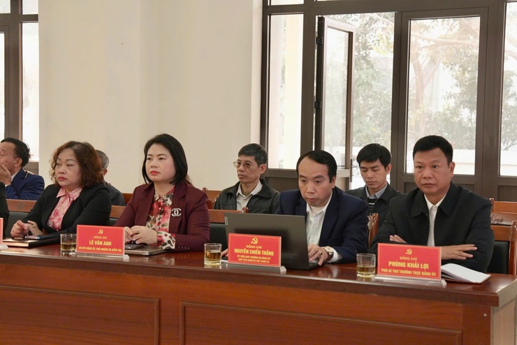 Hội nghị thảo luận, giới thiệu người đang công tác tại Đảng ủy ứng cử đại biểu HĐND xã Thiên Lộc khóa II,&nbsp;nhiệm kỳ 2026 – 2031- Ảnh 3.