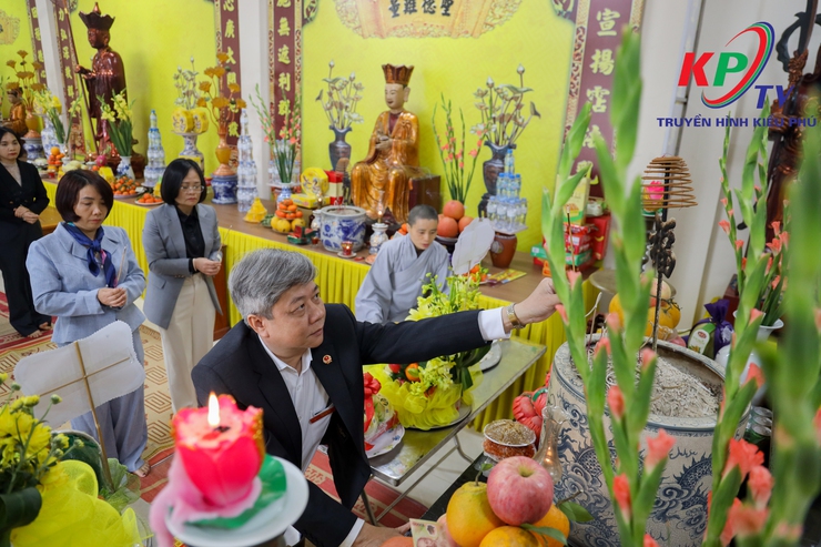 Trang nghiêm Lễ Thượng lương ngôi Tam Bảo chùa Thiên Long, xã Kiều Phú- Ảnh 2.