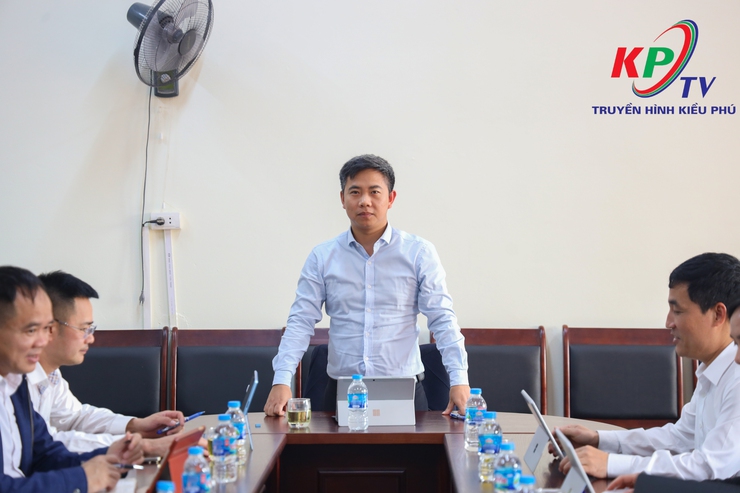 Đồng chí Phùng Huy Diễn- Phó Bí thư Đảng ủy, Chủ tịch UBND xã Kiều Phú chủ trì hội nghị họp tập thể lãnh đạo UBND xã- Ảnh 3.