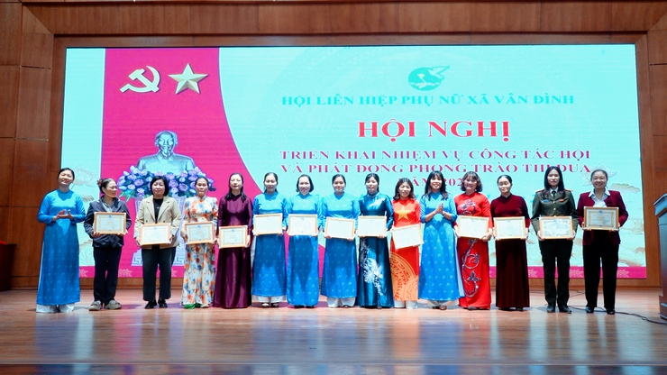 Hội LHPN xã Vân Đình triển khai nhiệm vụ công tác Hội và phong trào Phụ nữ năm 2026- Ảnh 3.