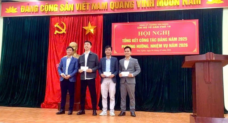 CHI BỘ TỔ DÂN PHỐ 16 ĐỔI MỚI ỨNG DỤNG CÔNG NGHỆ THÔNG TIN - Ảnh 1.