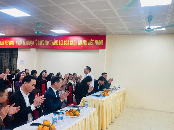 TRẠM Y TẾ PHƯỜNG TƯƠNG MAI TỔ CHỨC HỘI NGHỊ TỔNG KẾT CÔNG TÁC Y TẾ - DÂN SỐ NĂM 2025: VỮNG VÀNG KHẲNG ĐỊNH VAI TRÒ TRONG CHĂM SÓC SỨC KHỎE NHÂN DÂN- Ảnh 5.