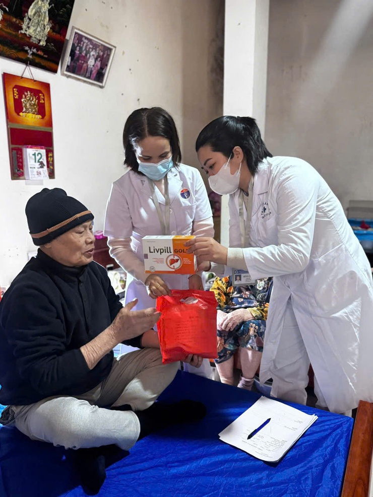 Tổ chức khám sức khỏe tại gia đình cho người cao tuổi tròn 90, 95 và từ 100 tuổi trở lên- Ảnh 5.