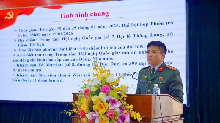 Công an phường Từ Liêm triển khai phương án bảo đảm an ninh, trật tự phục vụ Đại hội XIV của Đảng

- Ảnh 2.