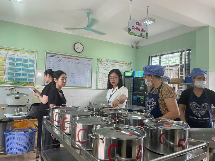 Tăng cường bảo đảm an toàn thực phẩm vì sức khỏe nhân dân phường Chương Mỹ năm 2026- Ảnh 1.