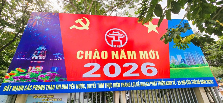 PHƯỜNG KIM LIÊN ĐẨY MẠNH THÔNG TIN, TUYÊN TRUYỀN, VẬN ĐỘNG KHẮC PHỤC 5 ĐIỂM NGHẼN LỚN CỦA THÀNH PHỐ TRÊN ĐỊA BÀN, TRIỂN KHAI ĐỒNG BỘ CÁC GIẢI PHÁP, QUYẾT TÂM XÂY DỰNG ĐÔ THỊ VĂN MINH, KỶ CƯƠNG, SÁNG - XANH - SẠCH - ĐẸP- Ảnh 7.